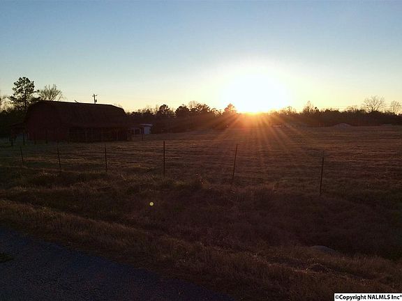 2nd image of 3425 County Road 400 Grv