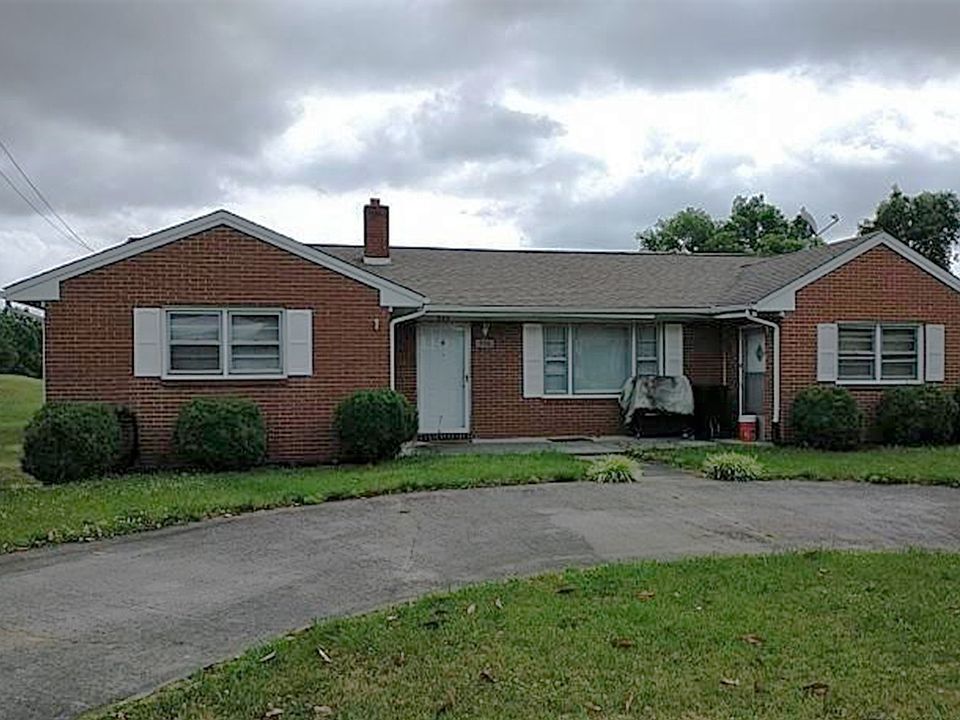 1st image of 928 Glade St