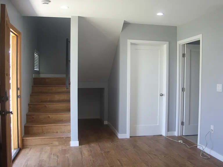 5321 Hyde St — Photo 6