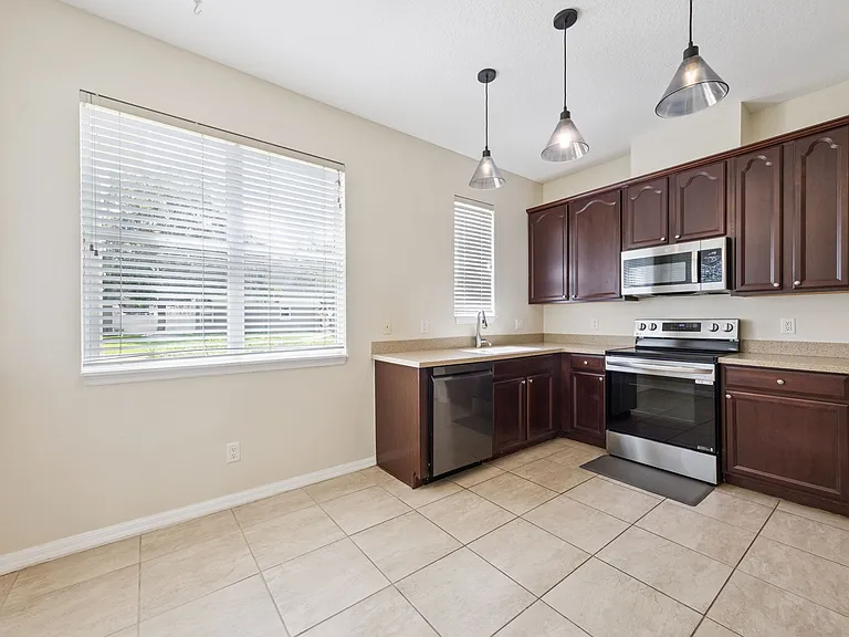 13007 Langstaff Dr — Photo 2