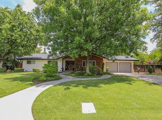 6126 N Briarwood Ave, Fresno, CA