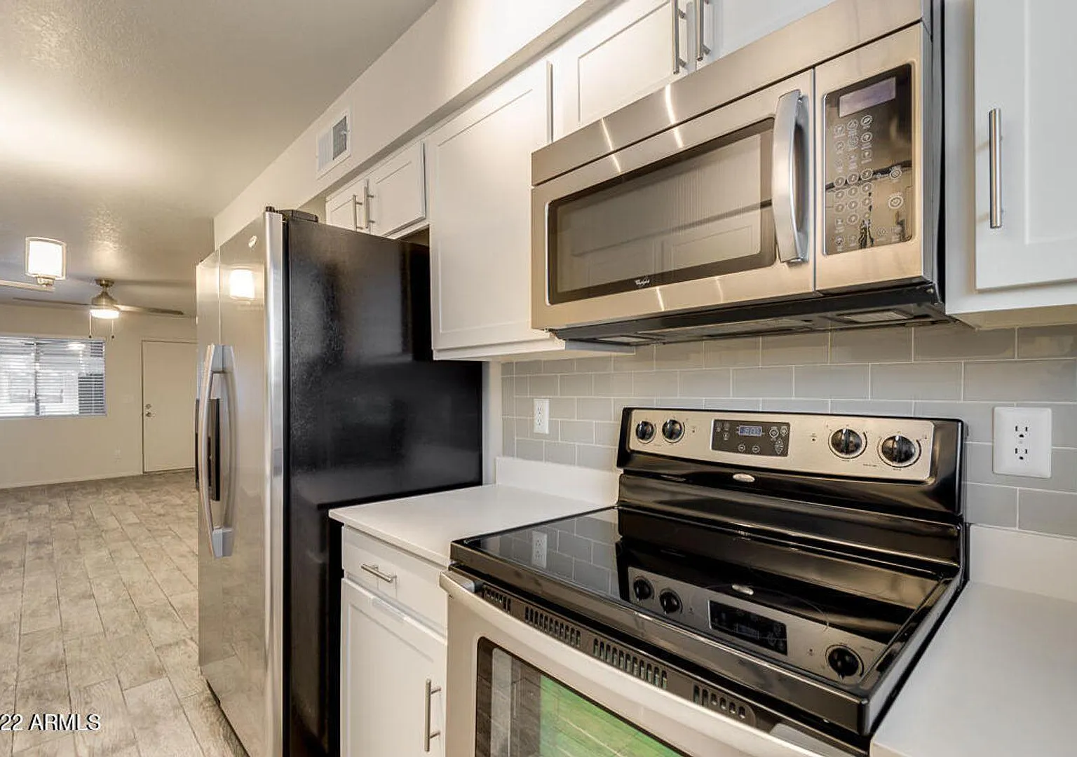 2 bed, 820 sqft, $1,195 — Photo 3