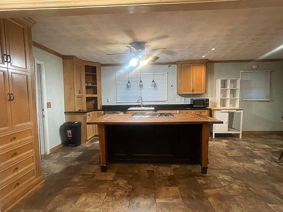 4th image of 2471 Sugar Ridge Rd