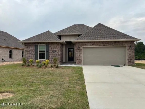 15029 Stockridge Dr, Gulfport, MS 39503