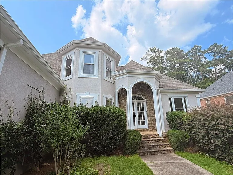 530 Rippling Water Ln — Photo 1