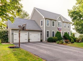 2 Bridle Path, Auburn, MA 01501
