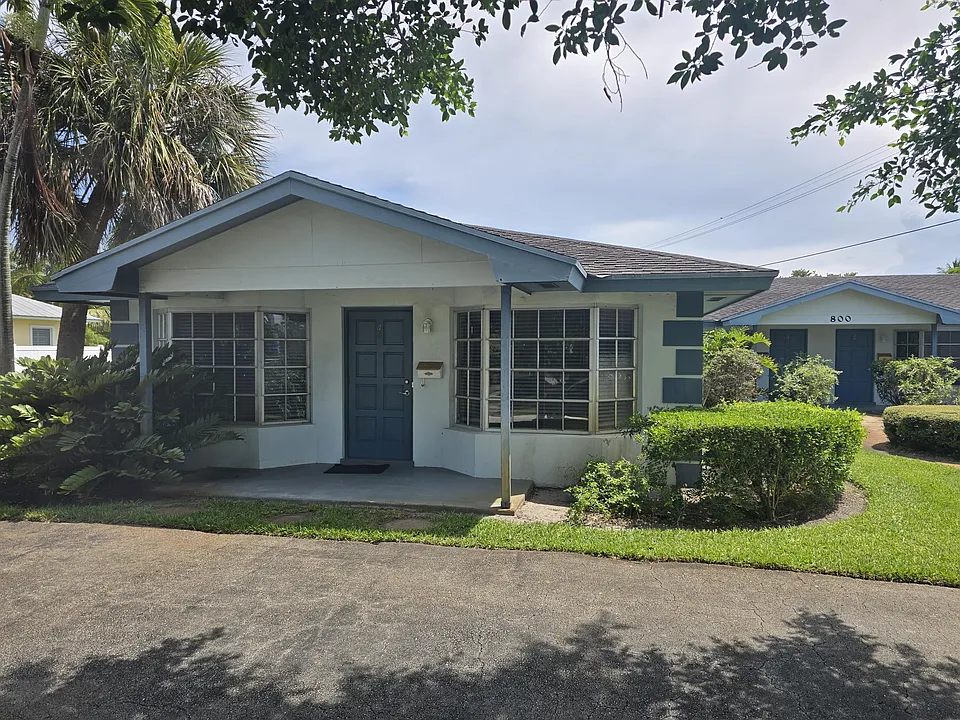 800 Ibis Way #4