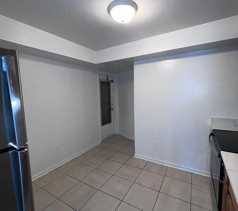 1st image of 1065 94th St #12321734