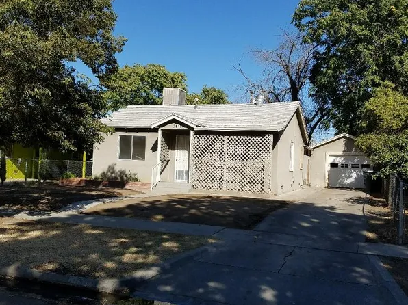 2019 S Gearhart St, Fresno, CA 93702