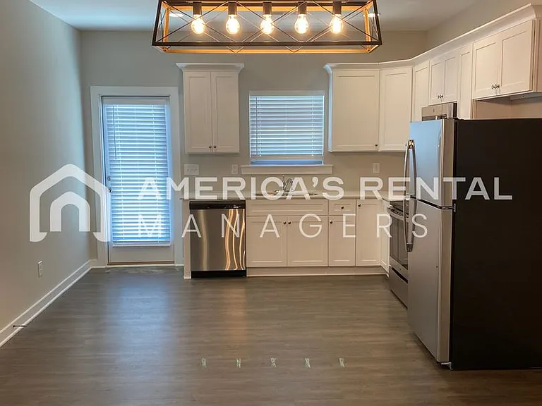 15662 Capstone Blvd — Photo 6
