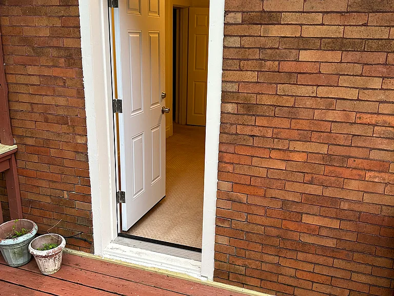 109 Capital Ave #2 — Photo 12