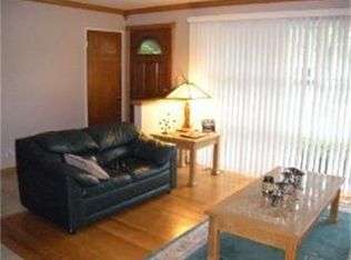 435 E East Ct, Elmhurst, IL