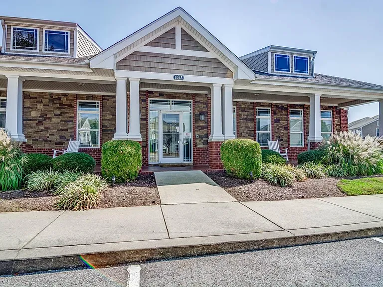 8013 Tuberose Ct — Photo 13
