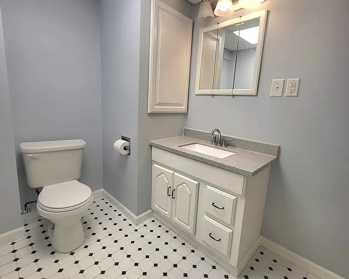 825 Jonathan Ln — Photo 25