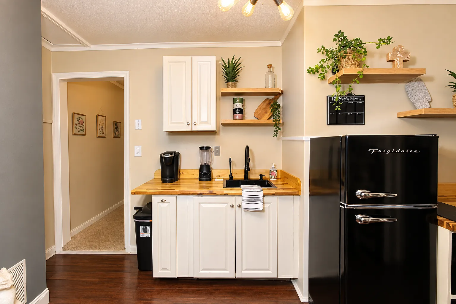 1 bed, 700 sqft, $1,650 — Photo 4