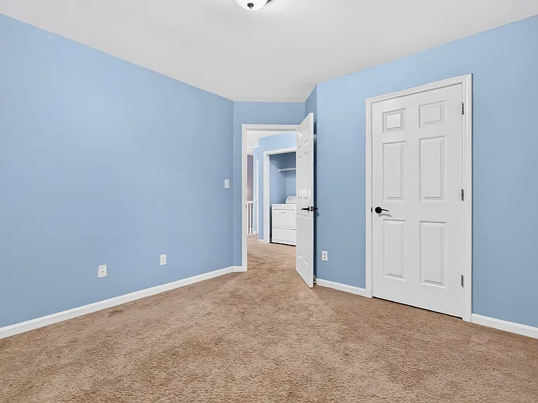 5495 Hampton Ct — Photo 20