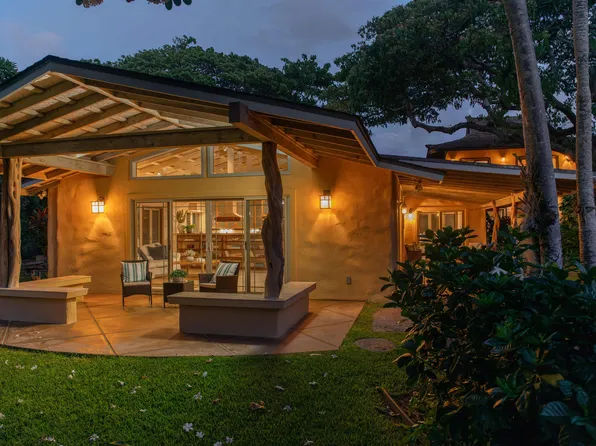 450 Laulea Pl, Paia, HI 96779