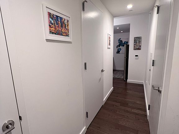 5th image of 102 Charlton St APT 16B