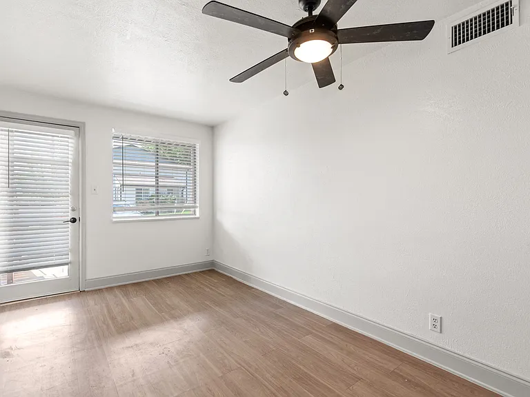 The Parker Apartments — Photo 17