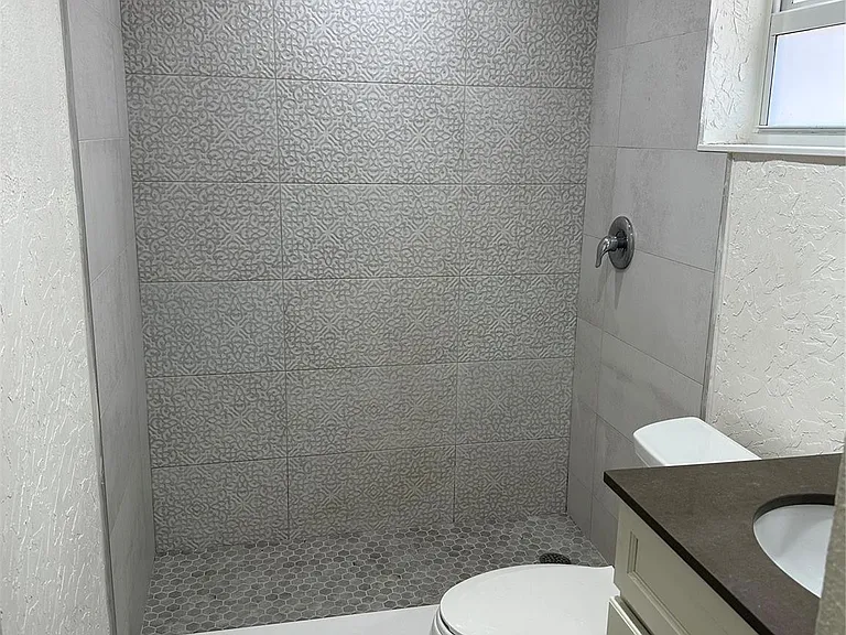 770 SE 2nd Ave #B210 — Photo 19