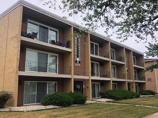 1st image of 11040 S Kilbourn Ave APT 10