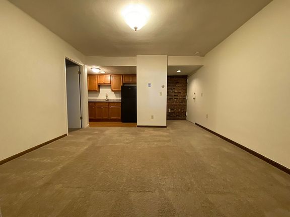 2nd image of 613 Copeland St #273