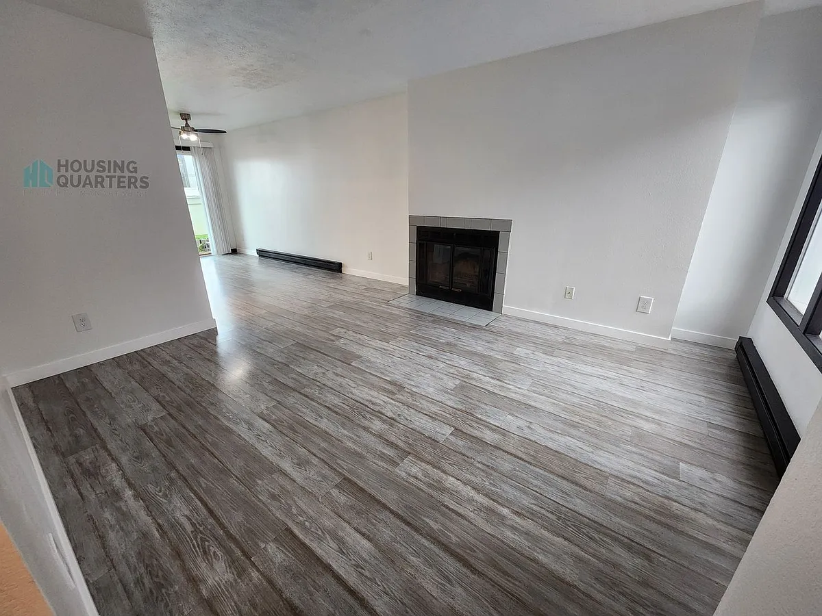 Building Photo - 2107 N Houk Rd #7
