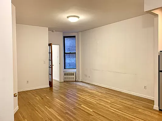 Rented by LC Lemle Real Estate Group | media 7