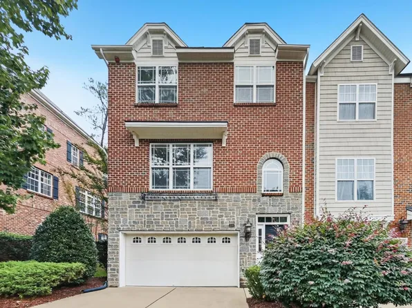 208 Napa Valley Way, Chapel Hill, NC 27516