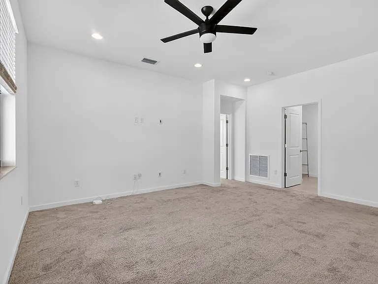 8792 Antarus Dr — Photo 22