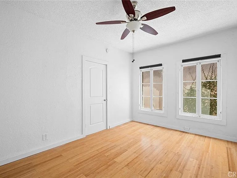 131 S Jackson St #301 — Photo 13