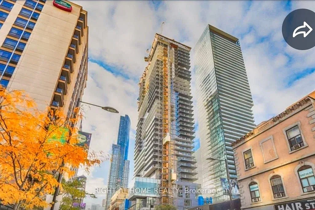 3 bed, $4,900 — Photo 1