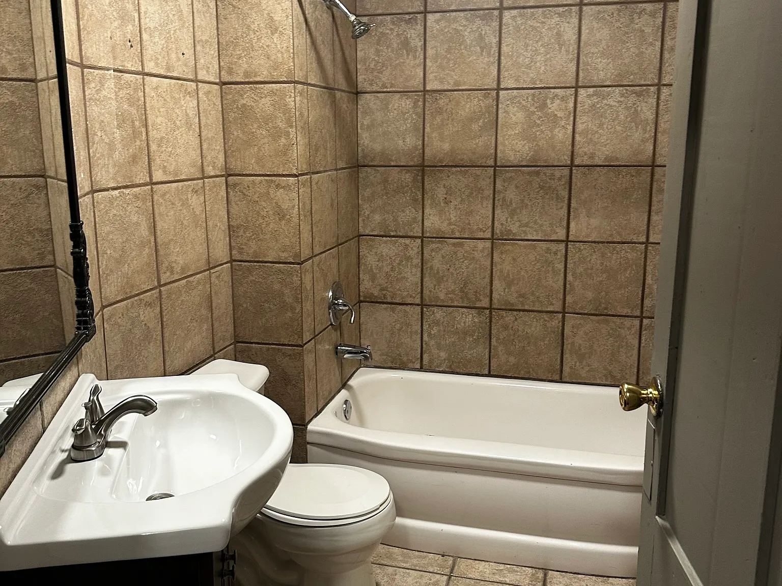 1223 Sylvanie Street - 1 — Photo 4