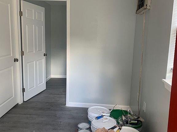 3rd image of 2224 Prospect St Unit 2/1