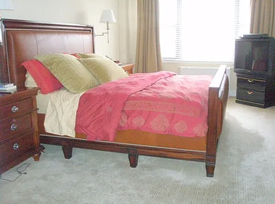 Sold by Akam Sales and Brokerage | media 5