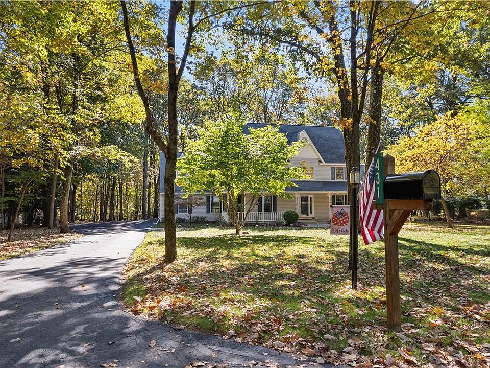 1st image of 431 Ramblewood Dr