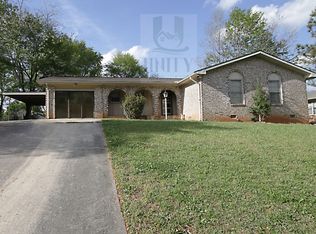 2402 Wood Valley Dr, Morrow, GA 30260