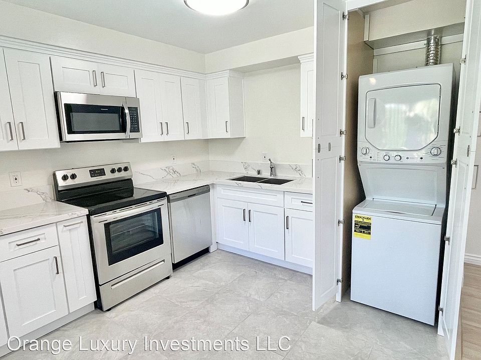 1st image of 11423 Ohio Ave APT 11