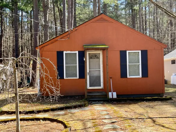 4 Weeks Lane, Killingly, CT 06241