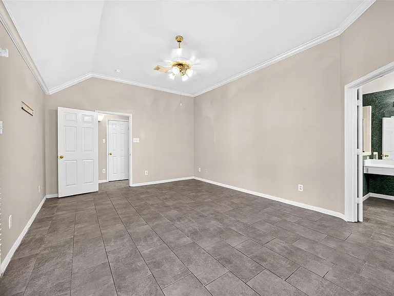 5814 Eldridge Glen Dr — Photo 19