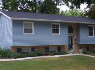 1001 Anthony Rd, Wheeling, IL 60090