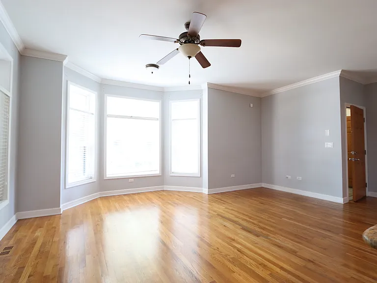 3150 S Prairie Ave #1 — Photo 9