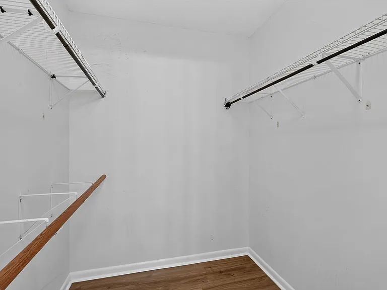 7812 Linkside Dr — Photo 18