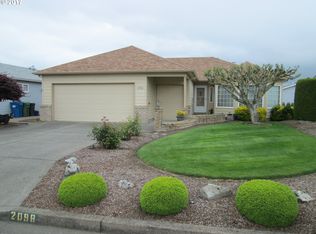 2098 Heather Way, Woodburn, OR