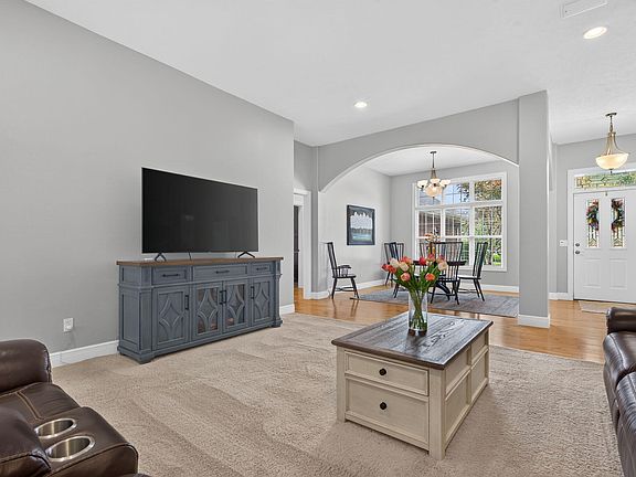 5th image of 1890 N Alders Court