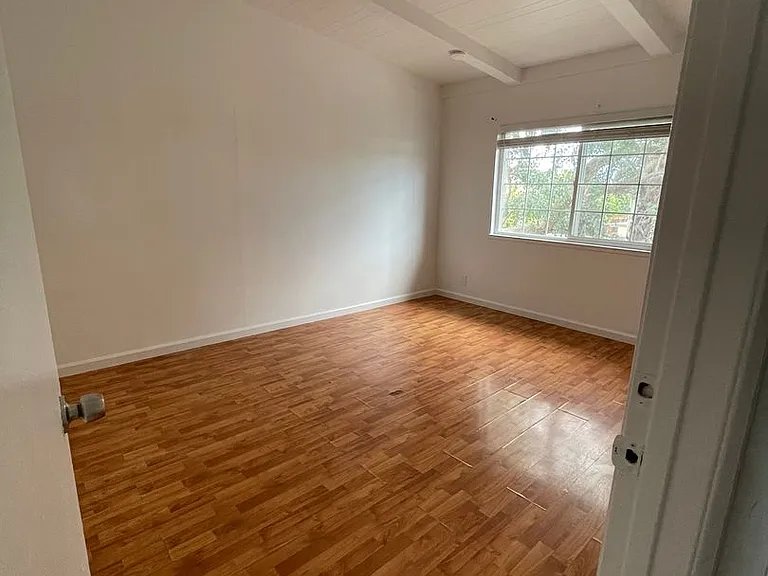 841 Sharmon Palms Ln — Photo 3