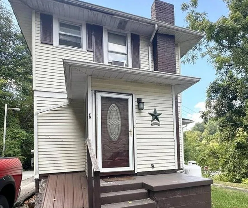 79 Lovers Ln
