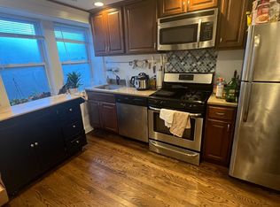 1612 W Beach Ave APT 1R, Chicago, IL 60622