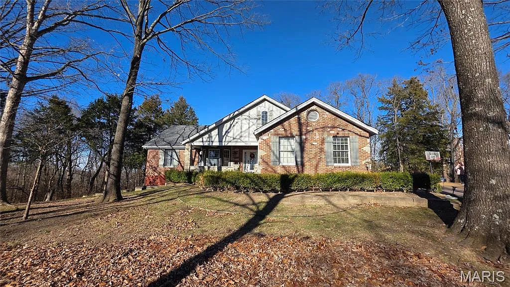 18833 Hardt Rd photo 1