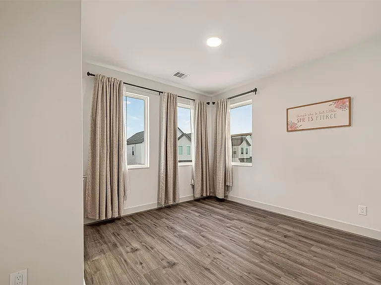 4418 Bora Bora Ln — Photo 22